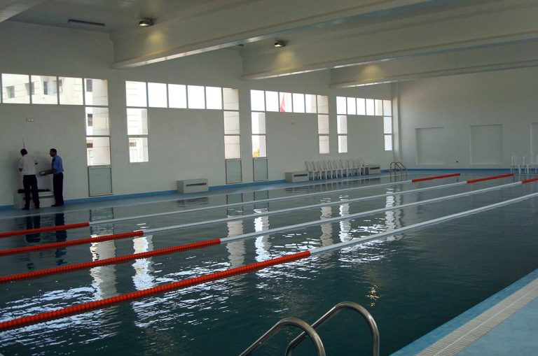 PISCINE COUVERTE – TÉMARA